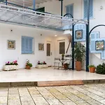 Ziv Boutique Town Square Iii Apartment