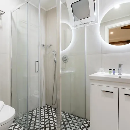 Ziv Boutique Town Square Iii Apartment *