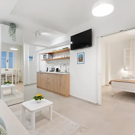 Ziv Boutique Apartments Town Square III Lefkáda