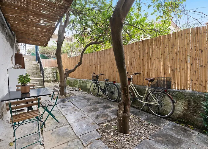 Ziv Boutique Town Square Iii Appartamento Lefkáda